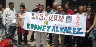 manifestantes exigen liberación del trabajador de Ferrominera