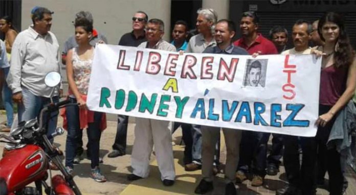 manifestantes exigen liberación del trabajador de Ferrominera