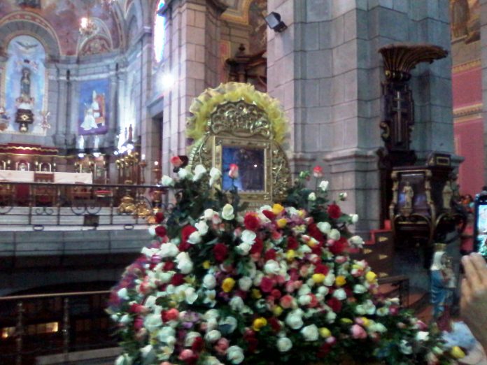 Merideños celebran el día de la Virgen de Chiquinquirá