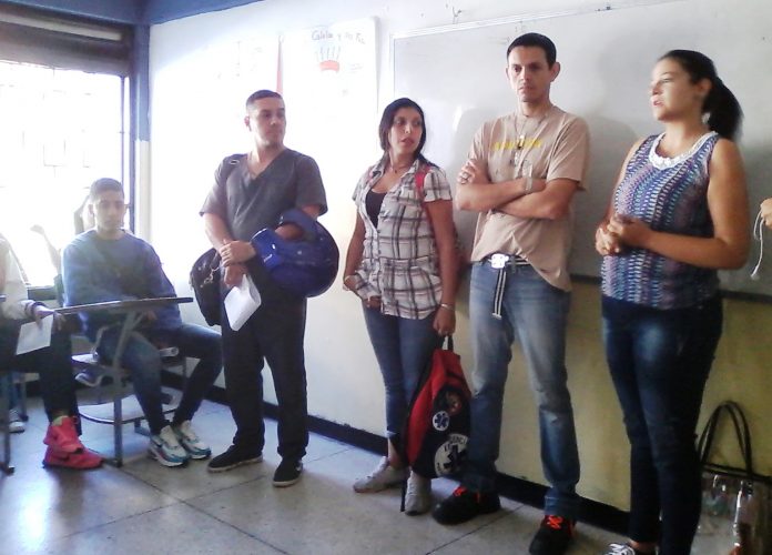 Estudiantes de la Universidad de las Ciencias de la Salud no aprueban metodología de estudio