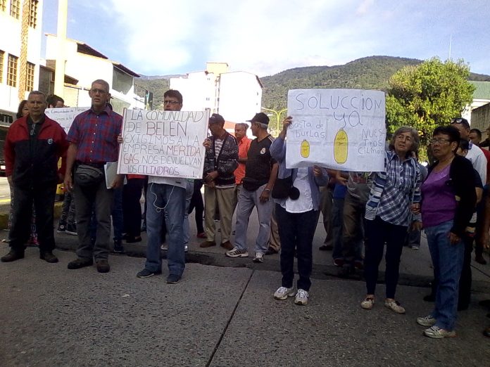 Comunidades de Mérida protestaron para exigir devolución de sus bombonas