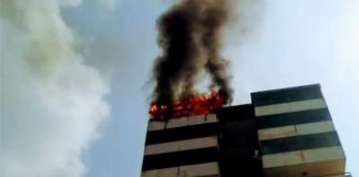 Un incendio detruyó cuatro apartamentos en Puerto La Cruz