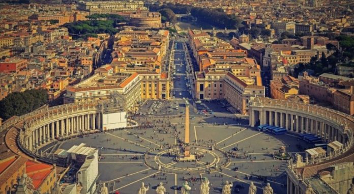 El Vaticano confirmó su primer caso de coronavirus