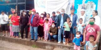 Más de un millar de indígenas de distintas etnias quedaron varados y sin trabajo en varias ciudades de Perú | Foto: diario La República