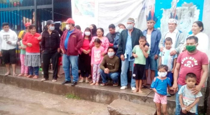 Más de un millar de indígenas de distintas etnias quedaron varados y sin trabajo en varias ciudades de Perú | Foto: diario La República