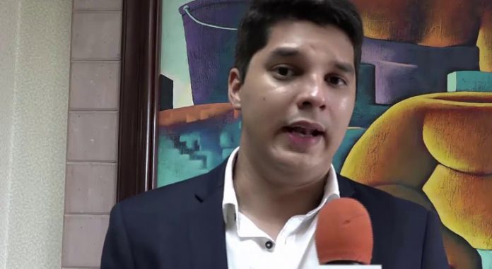 Alejandro Kafati, economista del Foro Social de la Deuda Externa en Honduras