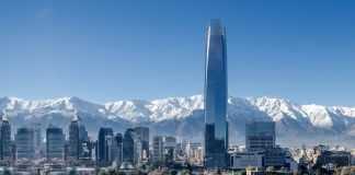 Cuestionan al gobierno chileno por sugerir volver a una «nueva normalidad»