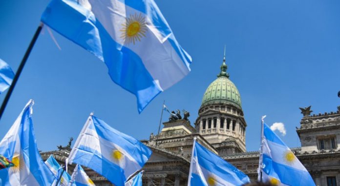 Acreedores de Argentina consideran que perderían dinero si renegocina la deuda.