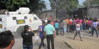 Esposa de detenido en Barinas asegura que el Ministerio Penitenciario sí suministra alimentos