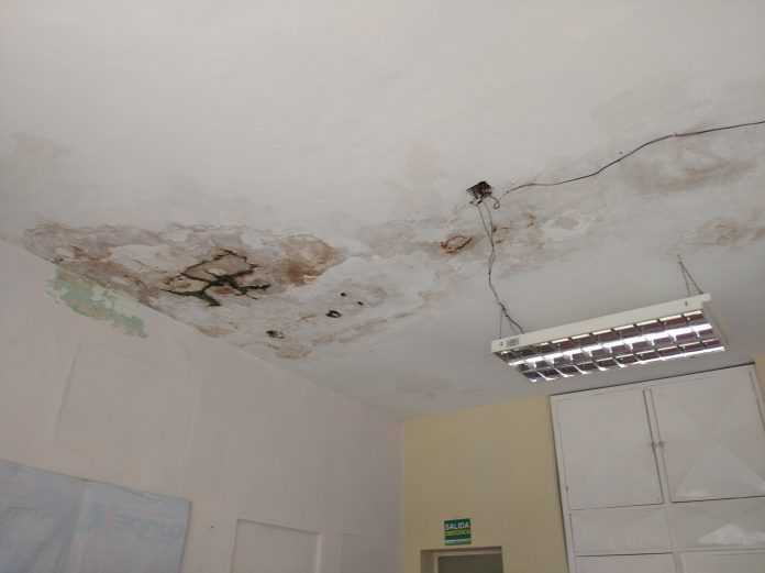 Filtración en escuela de Mérida
