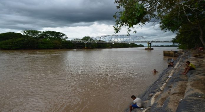 río Arauca - muro de contención