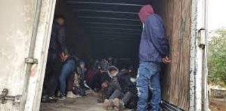 Hallaron a 108 centroamericanos metidos en un camión en México