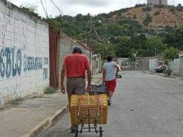 En El Tostao de Barquisimeto piden a Dios que llueva para tener agua