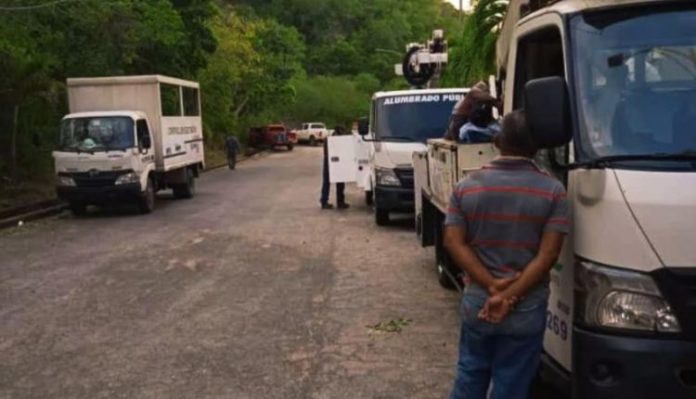 Naiguatá y Caruao sin electricidad