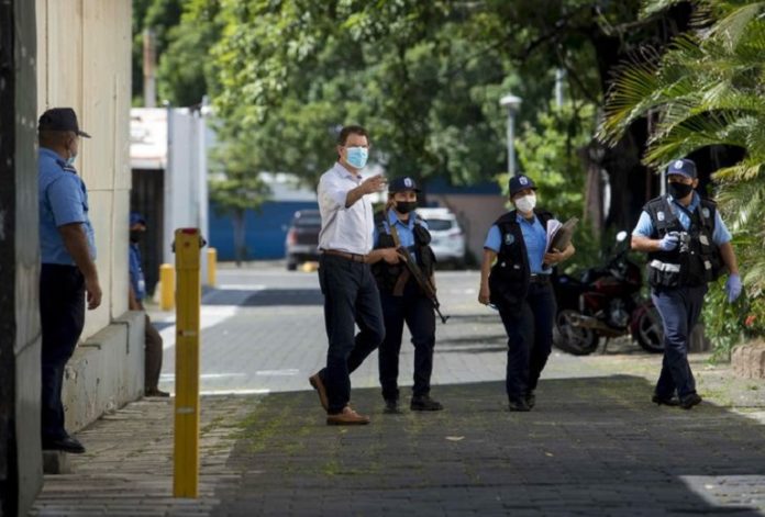 Policía de Nicaragua arresta a Juan Lorenzo Holmann Chamorro
