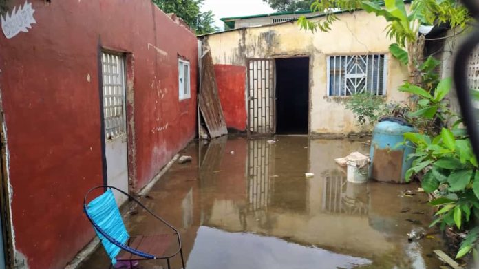 rio caroni - puerto la cruz