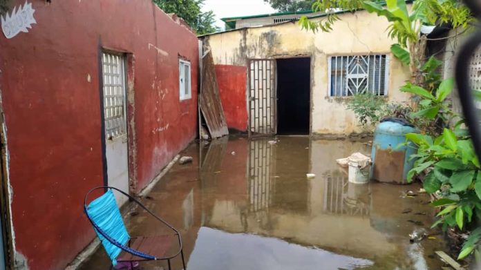 rio caroni - puerto la cruz