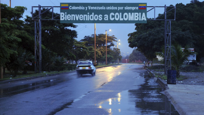 Vista de un acceso fronterizo desde el lado venezolano.