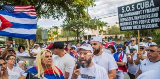Manifestantes cubanos