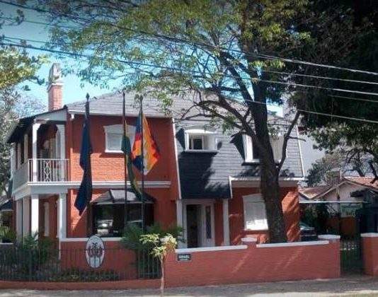 Indignación en Paraguay por burla del embajador boliviano al acento paraguayo