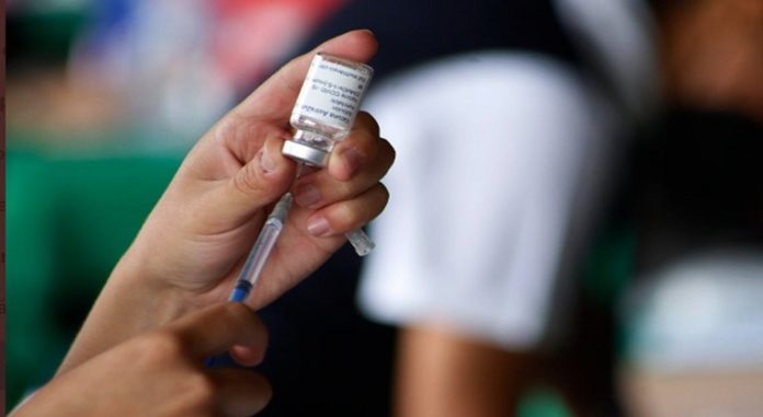 Academia de Medicina preocupada por la vacunación con fármacos cubanos