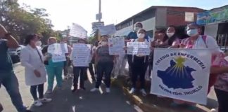 Protesta enfermeras Valera