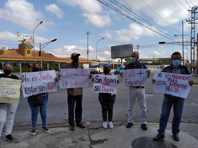 Protesta de los vecinos del Ujano