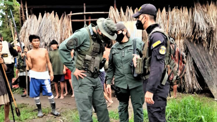 Militares Yanomamis