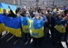 Banderas de Ucrania en el Vaticano