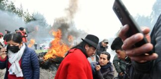Jueza libera a líder indigena ecuatoriano