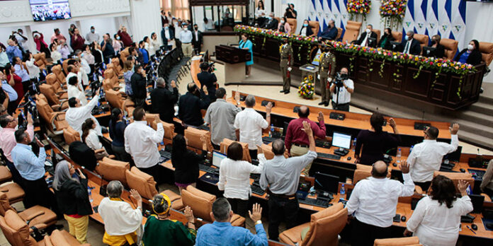 Parlamento cancela 96 ONG - Nicaragua