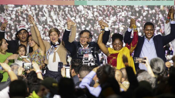 Petro gana en Colombia