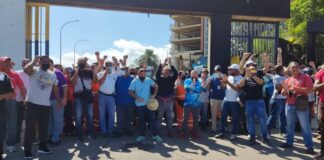 Protesta trabajadores petroleros