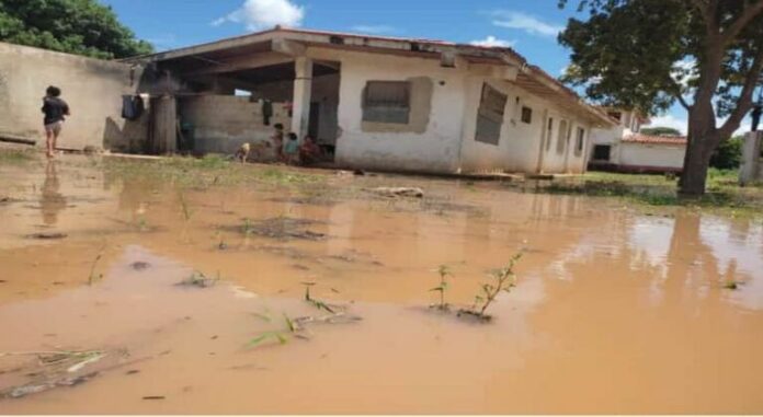 estado de emergencia en Bruzual