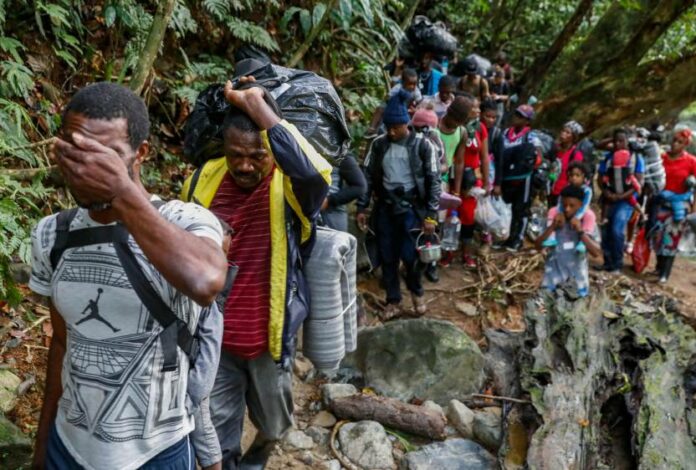 Más de 148 mil venezolanos cruzaron el Darién entre enero y octubre según Migración de Panamá