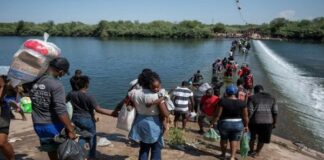 Unicef denuncia que República Dominicana expulsó a casi dos mil niños