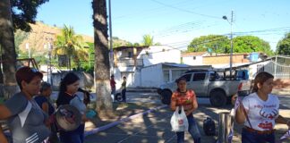 escuelas decoran Navidad en San Juan de los Morros