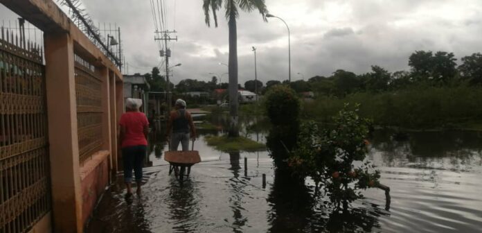 Inundación en La Alameda Ciudad Bolívar