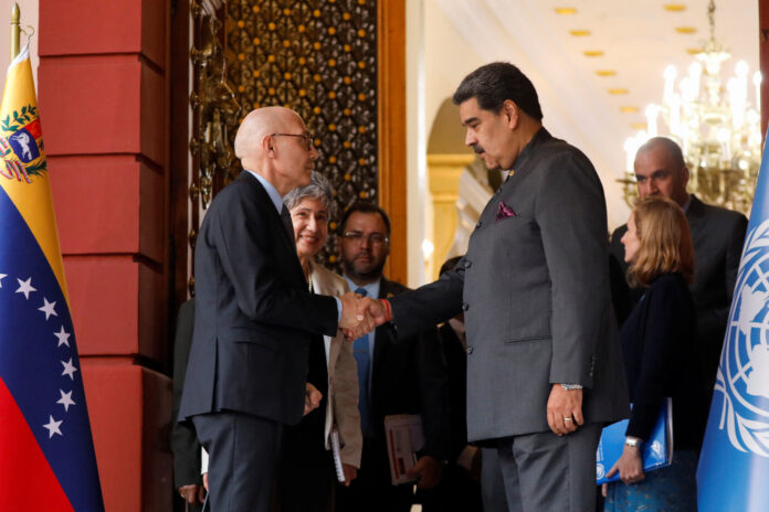 Venezuela's President Nicolas Maduro meets with UN High Commissioner for Human Rights Volker Turk, in Caracas Alto Comisionado de DDHH de la ONU y Nicolas Maduro