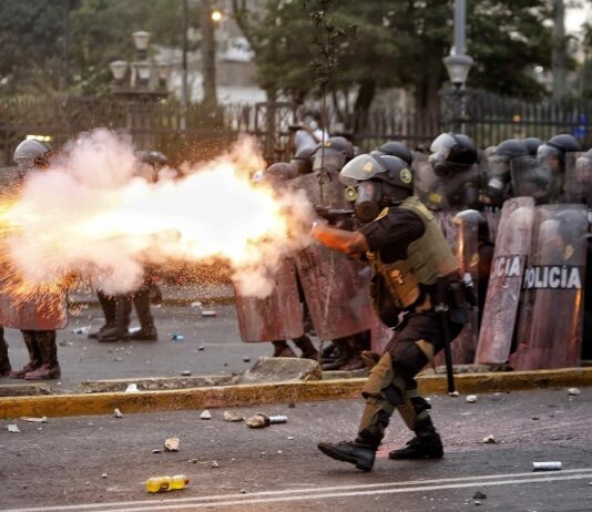 Perú violencia policial y protestas