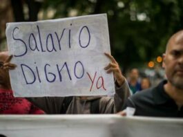 Salario sueldos dignos para los maestros - sector de educación