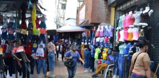 mercado maturin