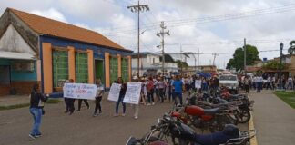 protesta de maestros de la Guajira