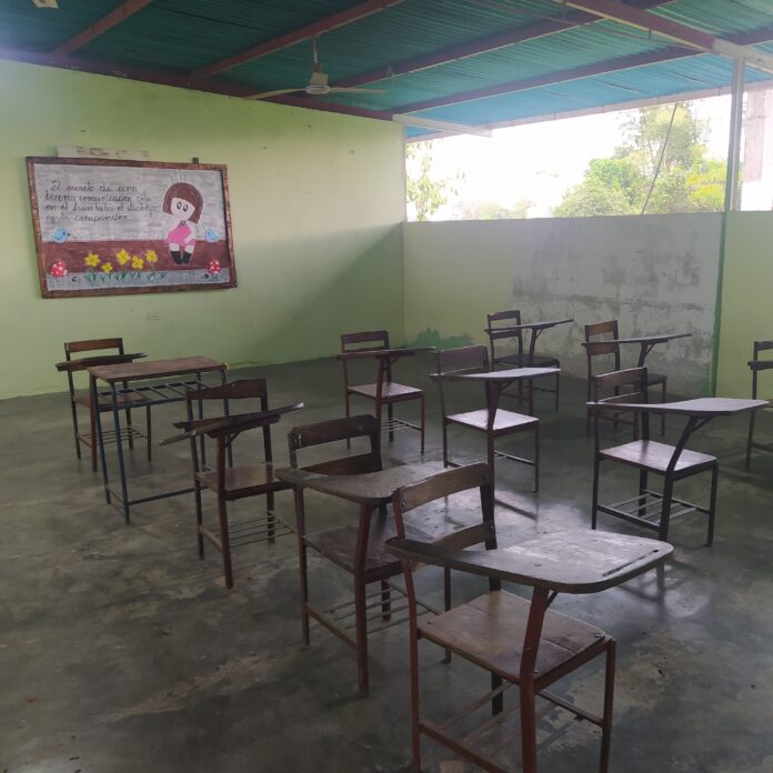 Escuela Técnica Agropecuaria José Pastor Villalonga de Fe y Alegría en El Nula (4)