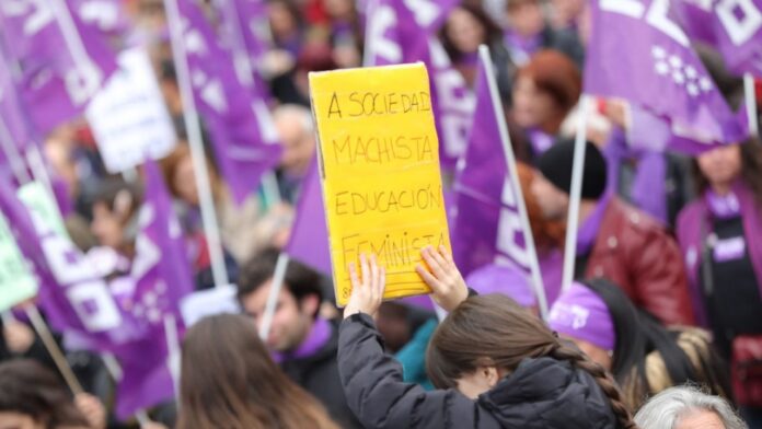 mujeres - sociedad machista - violencia de género - día de la mujer