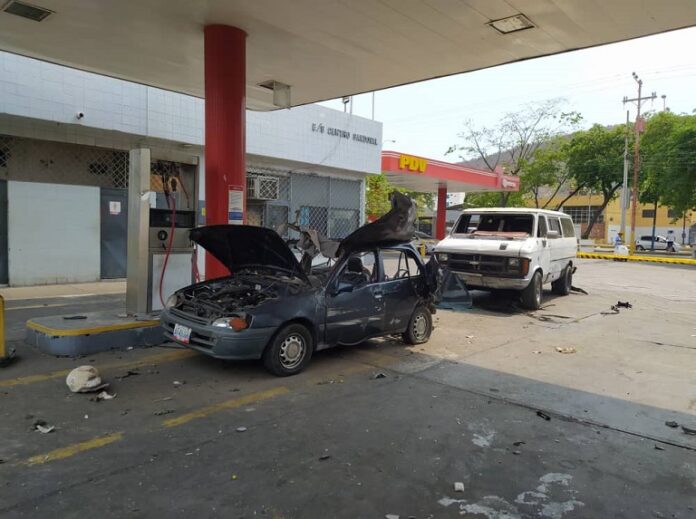 carros se incendia por gasolina mala en el Zulia