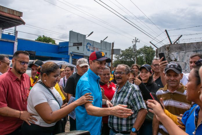 Henrique Capriles visitó Machiques Capriles visitó Machiques