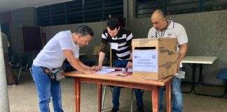 Destacan participación “masiva” en segunda vuelta electoral en la UCV