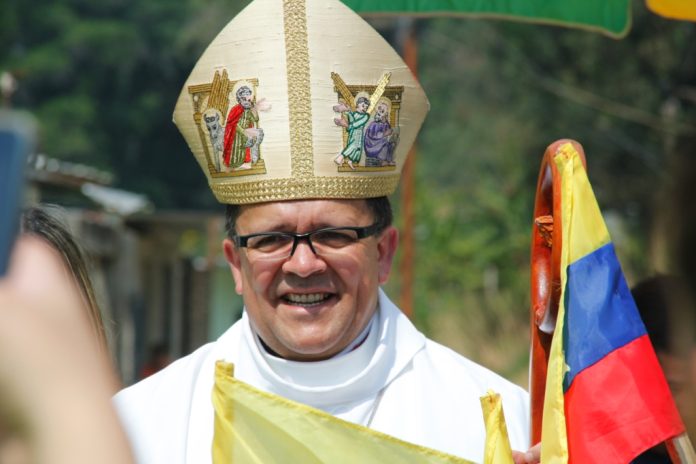 Mons Luis Enrique Rojas