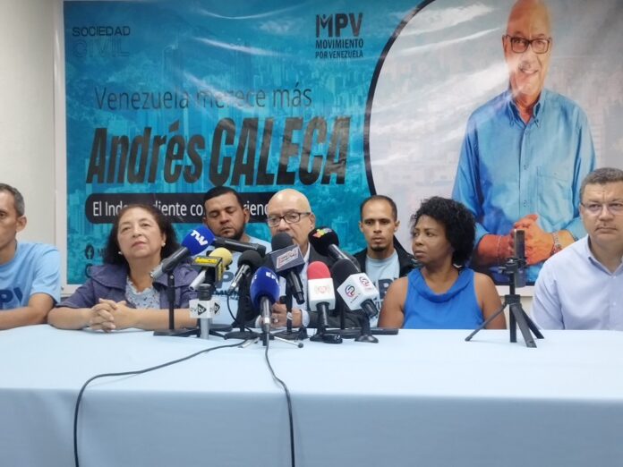 Andrés Caleca en rueda de prensa
